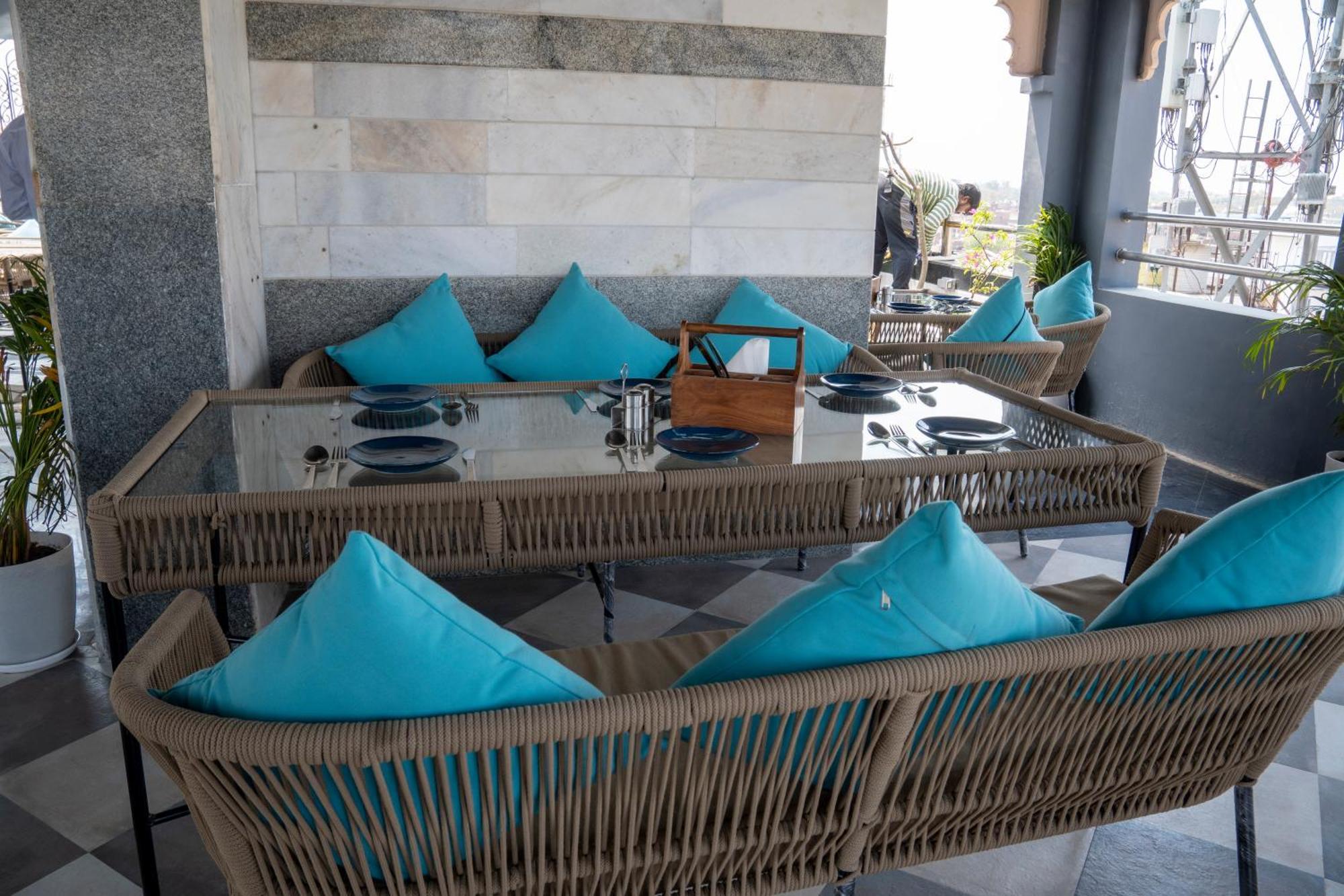 Hotel Sun Grand آغْرا المظهر الخارجي الصورة